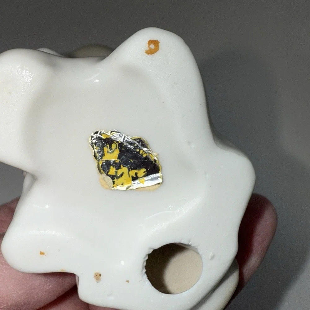 Vintage Otagiri Grey White Japanese Porcelain Sparrow Bird Figurine Song Tweet